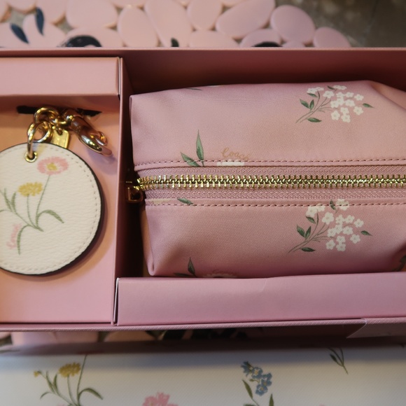 Coach F73078 TS Cosmetic pouch floral carnation - Picture 5 of 8